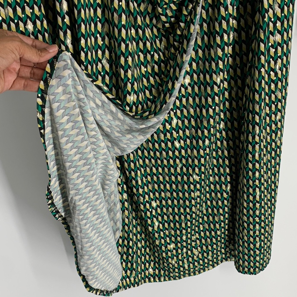 Sz 20W iconic Green and Cream Patterned Wrap Dress used - Picture 12 of 15